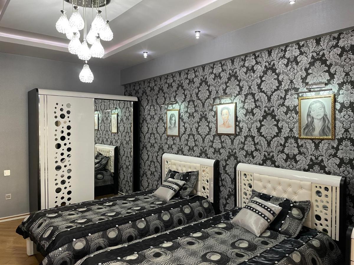 Park Azure Louvre Apartment Баку Экстерьер фото