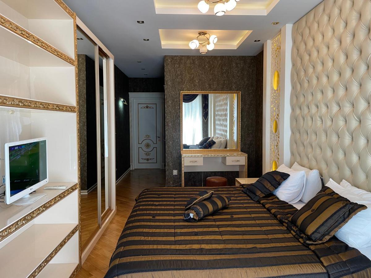 Park Azure Louvre Apartment Баку Экстерьер фото
